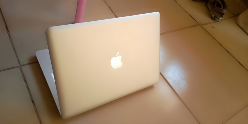 apple-macbook-pro-core-i5-16gb-ram-128gb-ssd-big-1