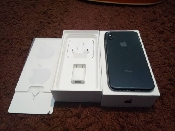 new-iphone-xs-max-512gb-for-sale-big-1