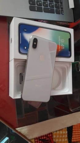 us-used-iphone-x-for-promo-sales-big-2